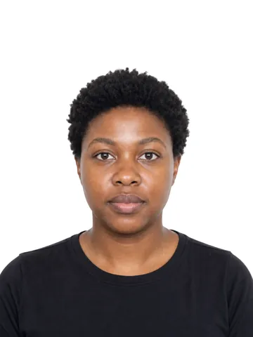 Wrong Brazil 3x4 Photo: the head is too small in the frame (fictional AI-generated model)